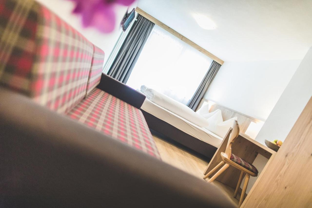 Hotel Adler Ahrntal 外观 照片