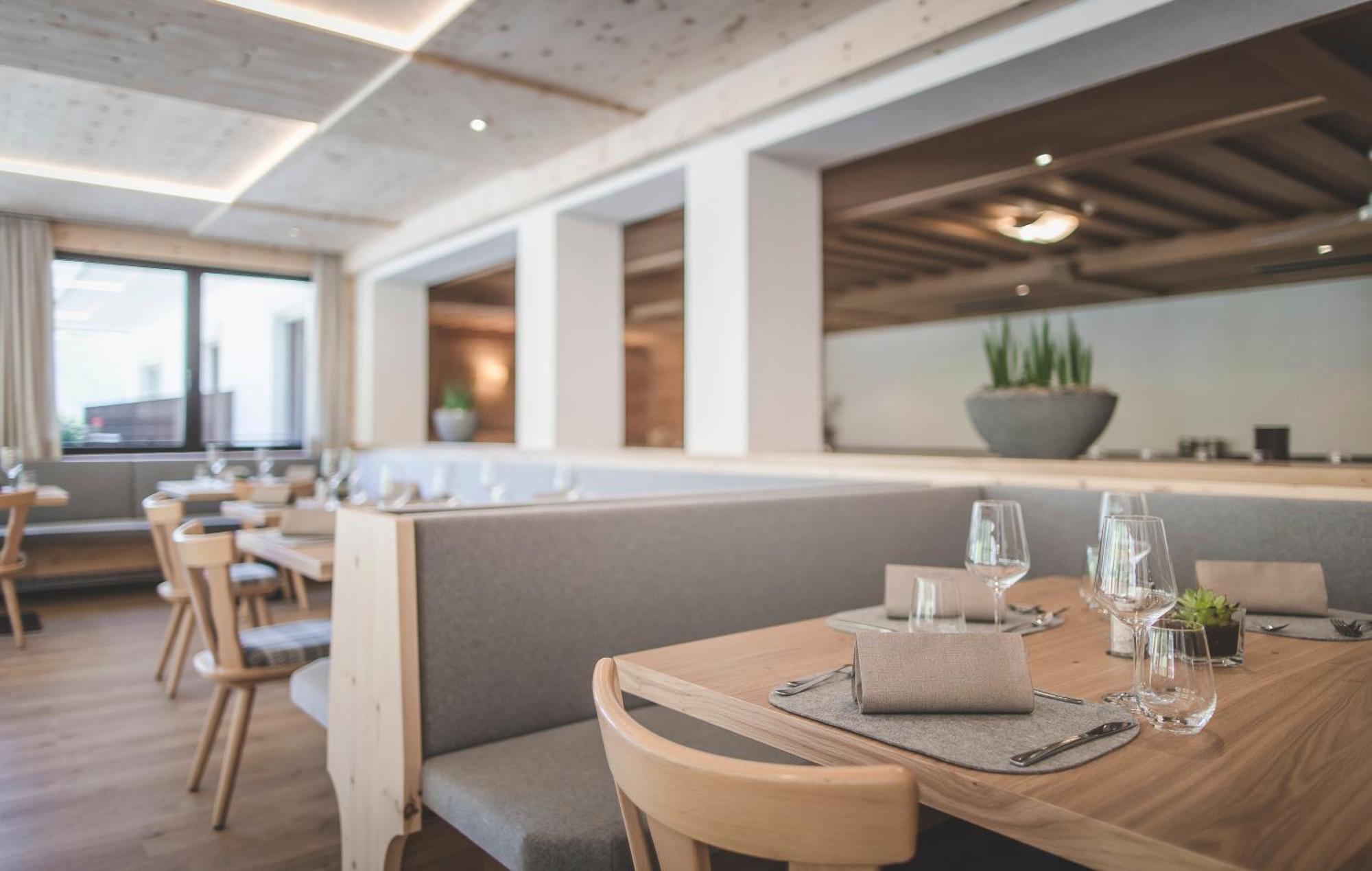 Hotel Adler Ahrntal 外观 照片