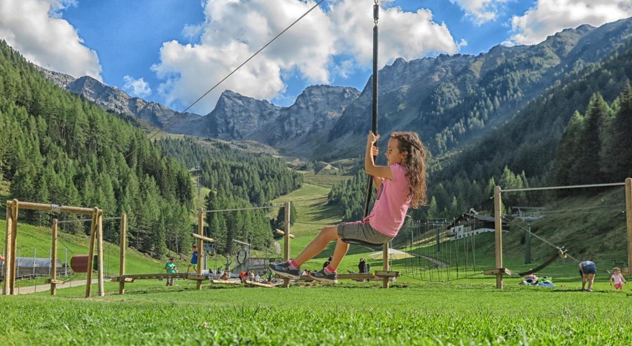 Hotel Adler Ahrntal 外观 照片