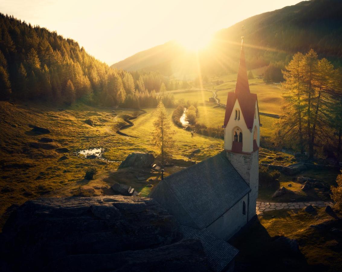 Hotel Adler Ahrntal 外观 照片